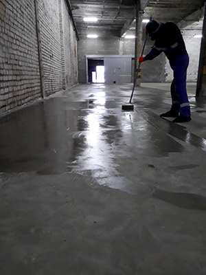 Подготовка бетонного пола под покраску: технология и материалы